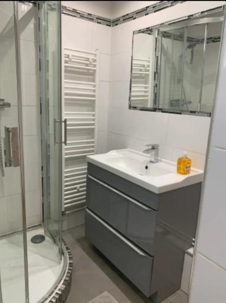 Chambre Serenity Apartment สแตงส์ ภายนอก รูปภาพ
